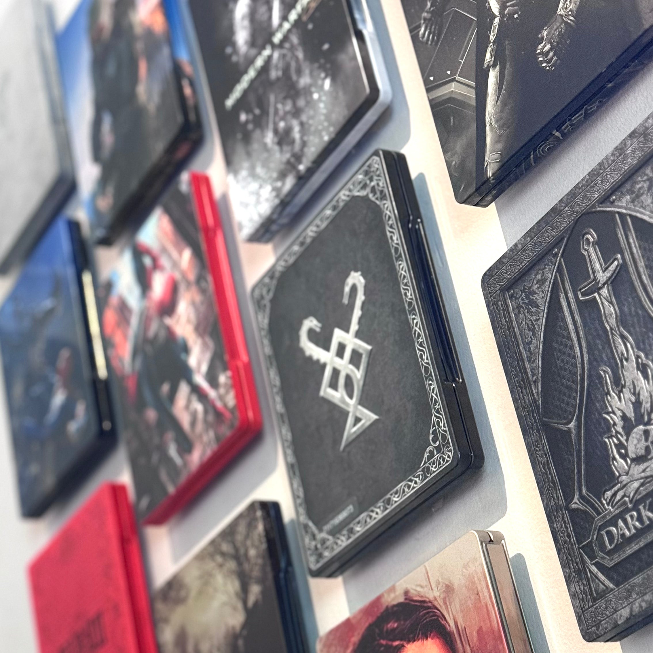 MagLevate® - Steelbook Wall Mount - Frame-A-Game